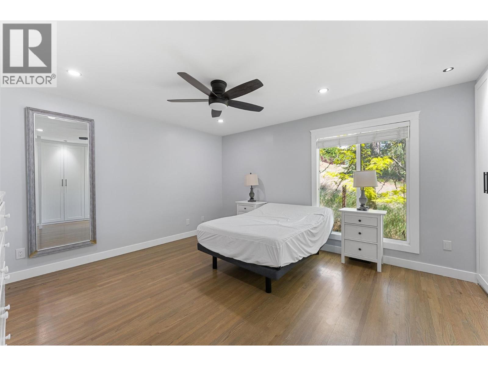 2740 Lakeview Road - 34
