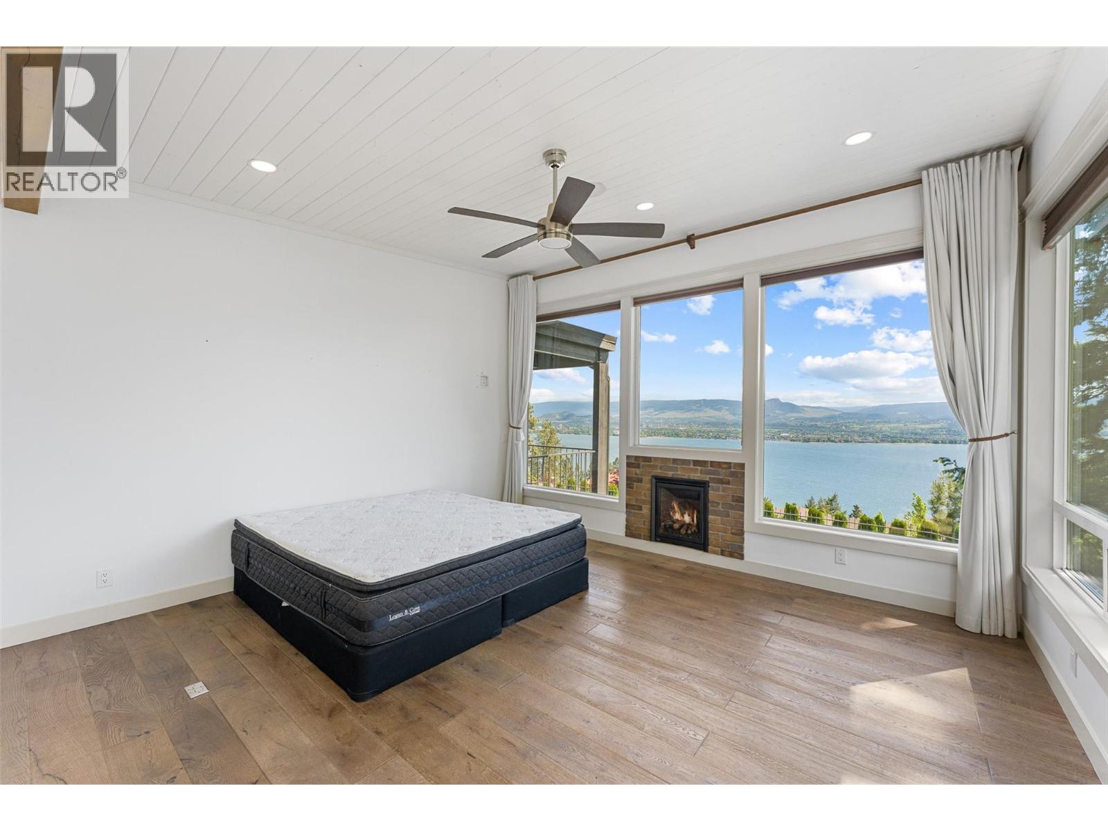 2740 Lakeview Road - 25