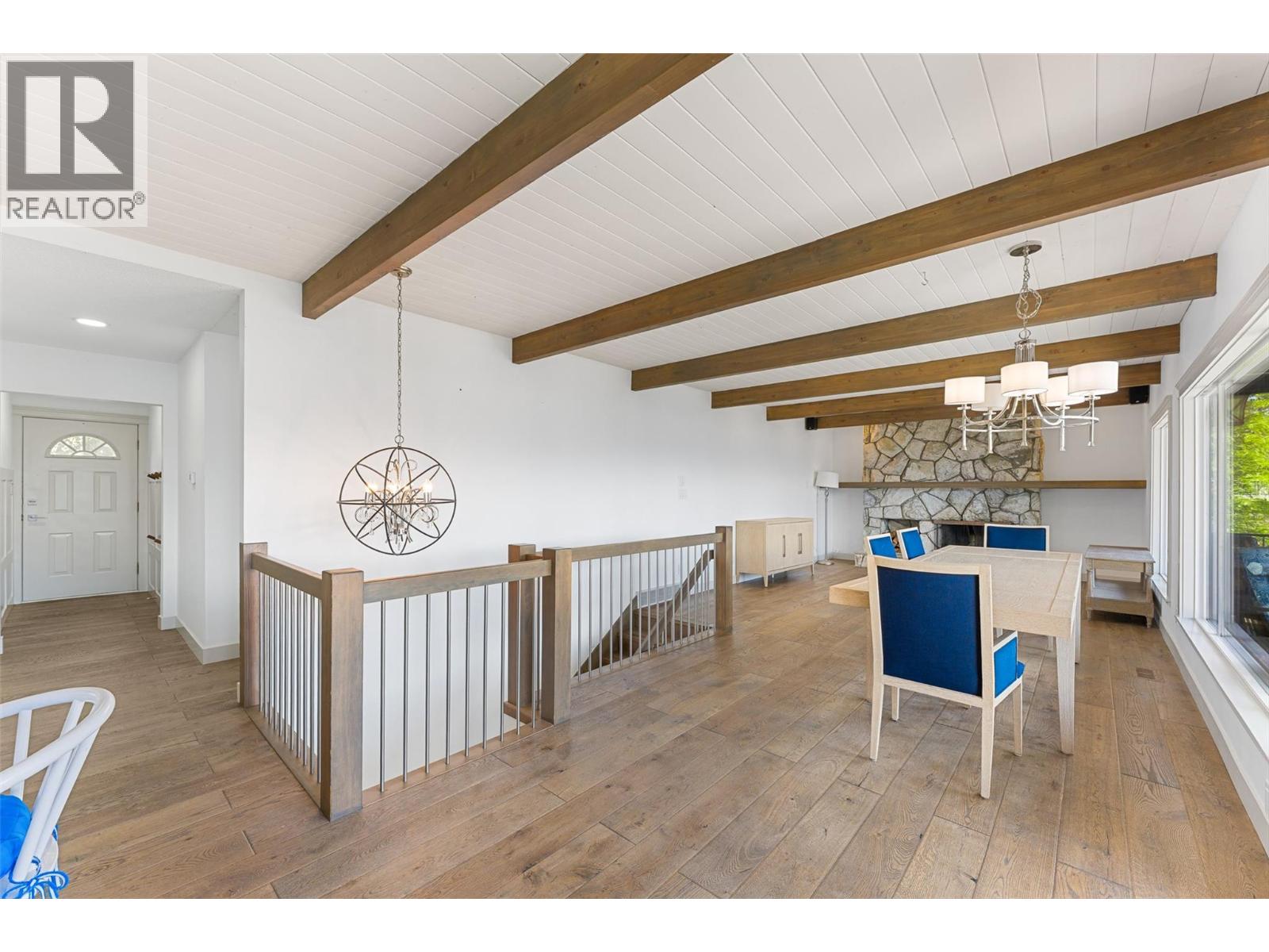2740 Lakeview Road - 23