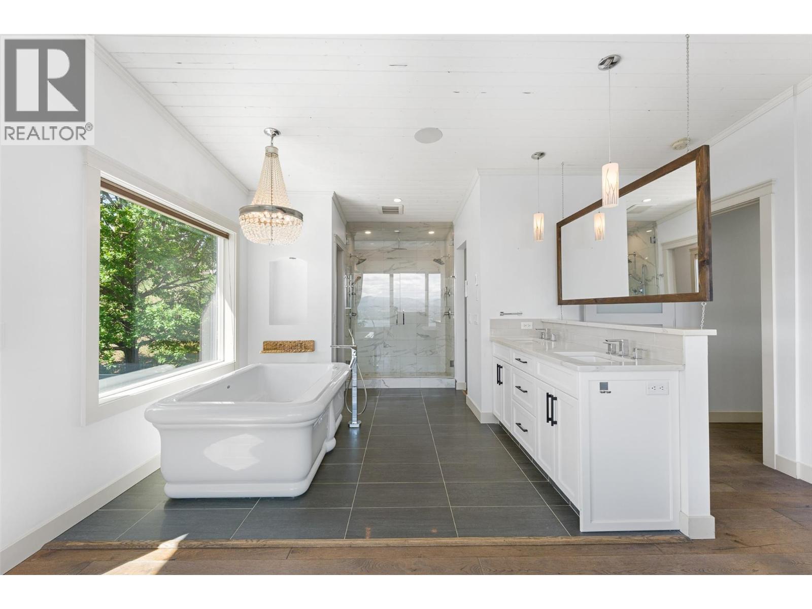 2740 Lakeview Road - 29