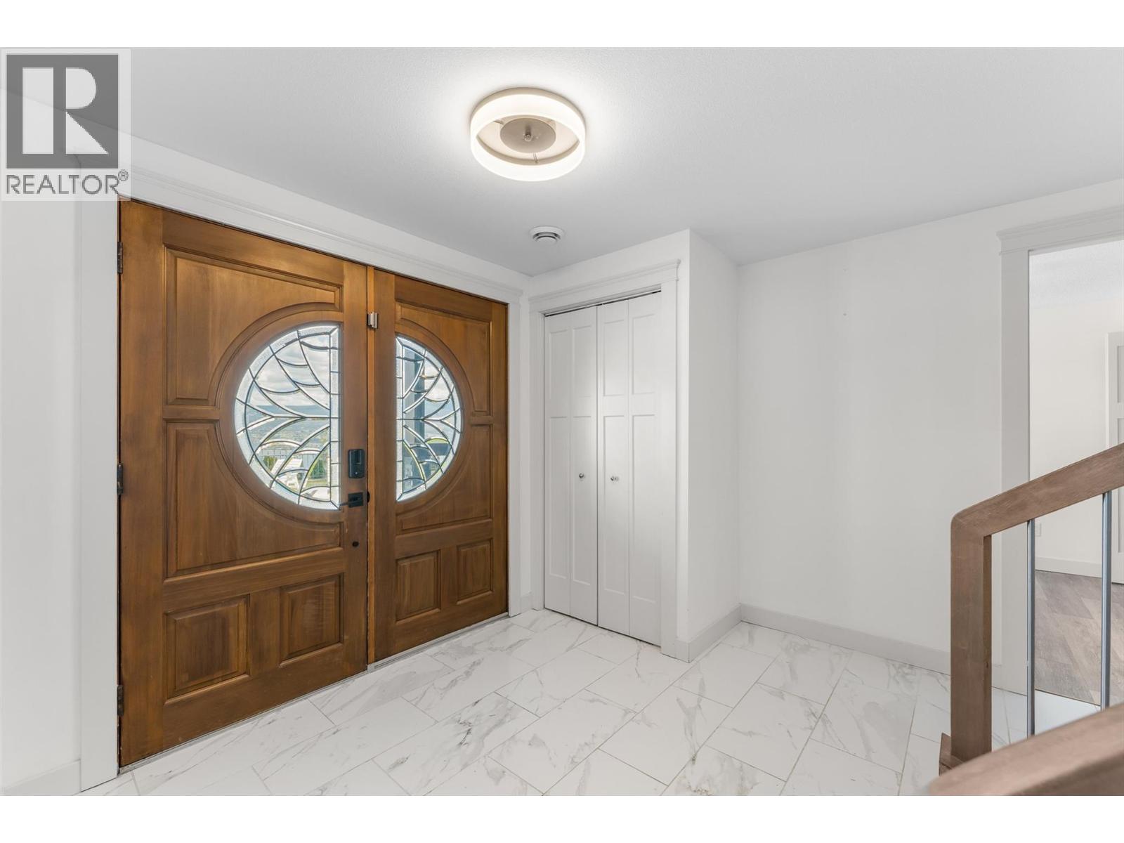 2740 Lakeview Road - 44