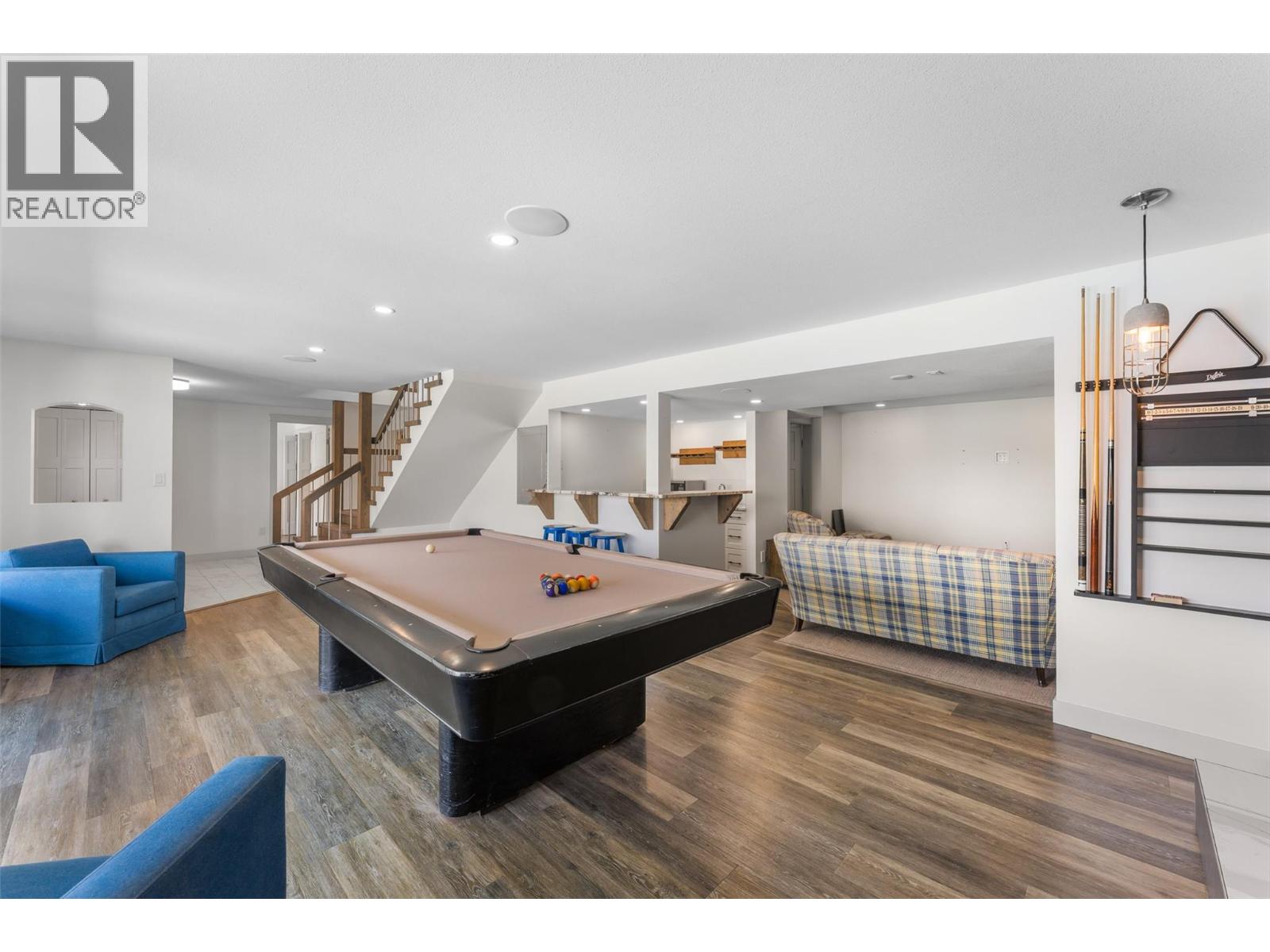 2740 Lakeview Road - 47