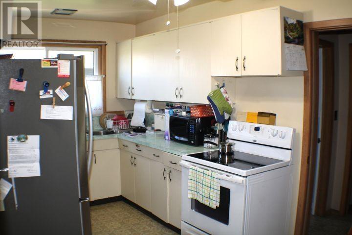 31 White Oak DR W, Sault Ste Marie, Ontario, P6C2H7 — Photo 11