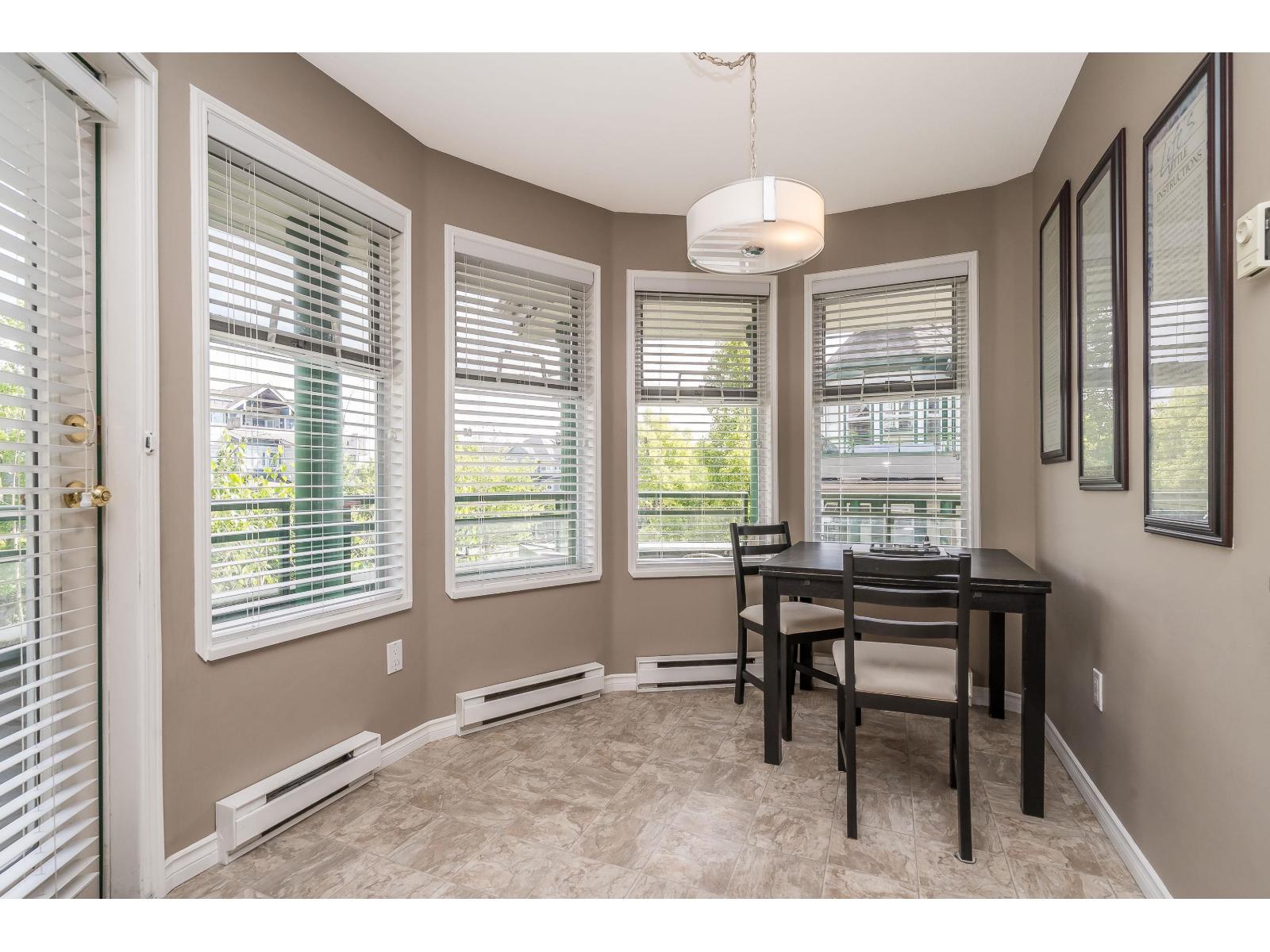 409 1576 MERKLIN STREET, White Rock