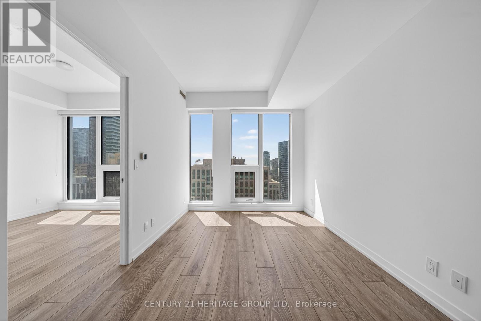 #2212 55 MERCER STREET - 10