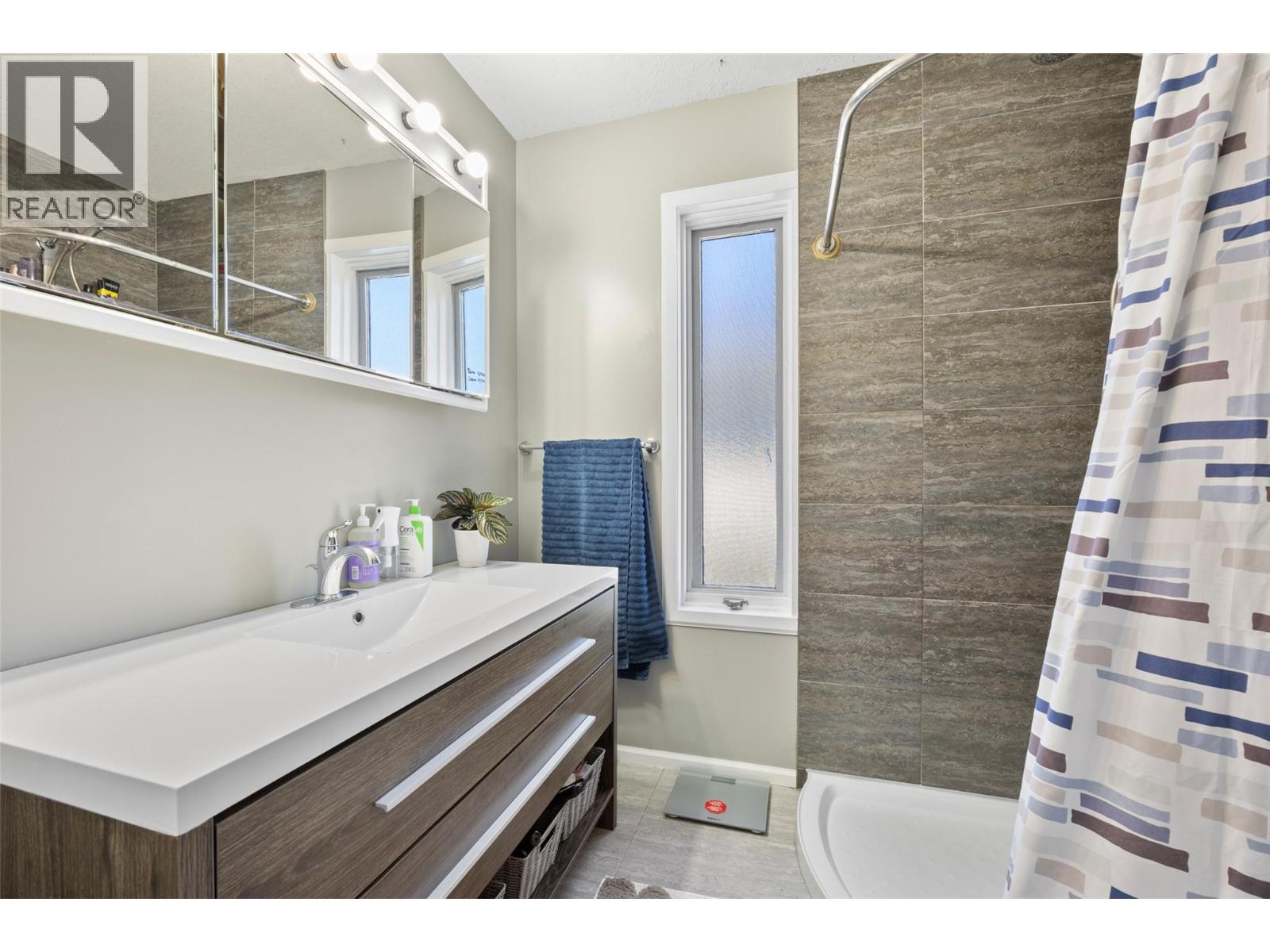 945 Nicolani Drive - 22