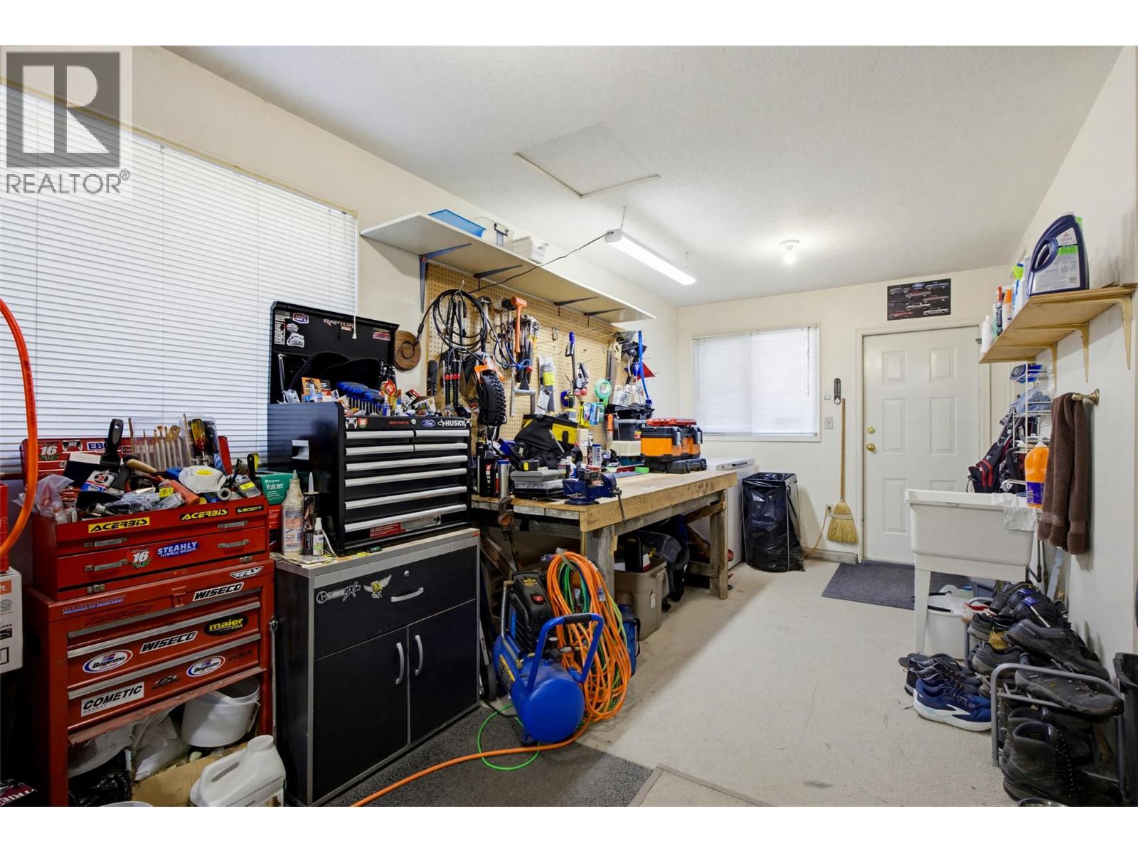 945 Nicolani Drive - 31