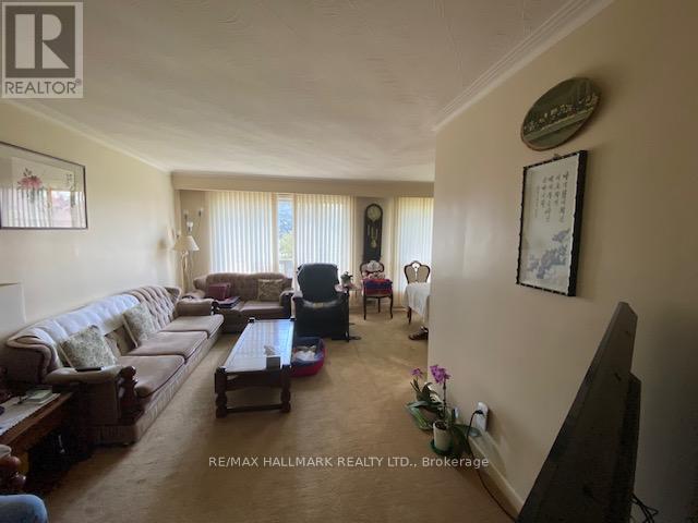 16 CHRYSLER CRESCENT - 12