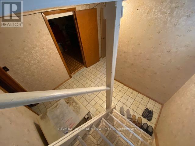 16 CHRYSLER CRESCENT - 28