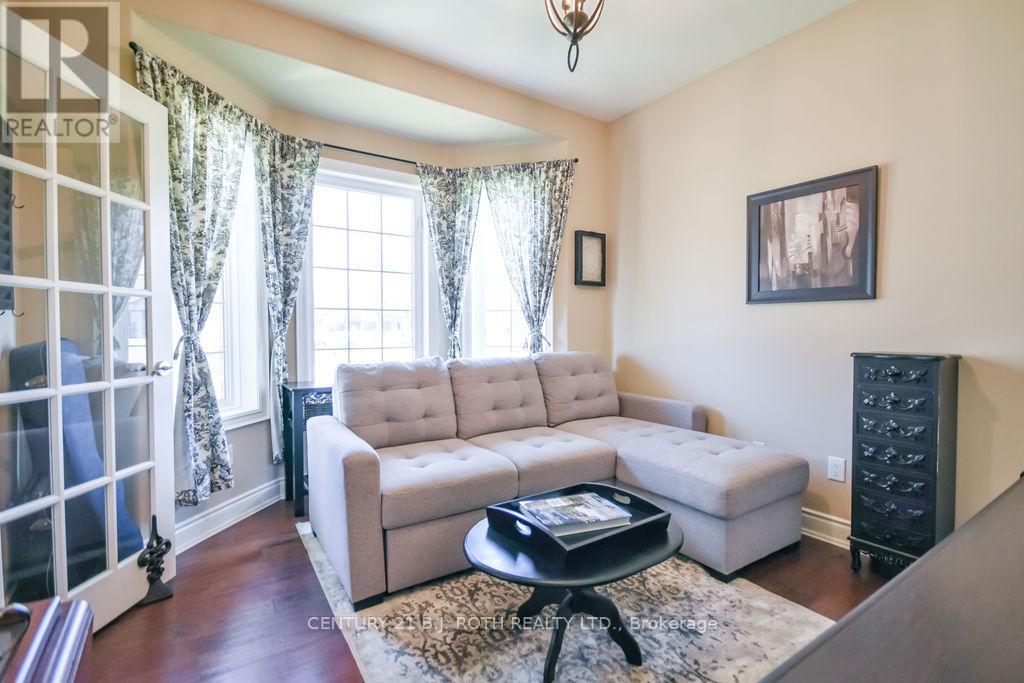2 ROY HICKLING DRIVE - 21