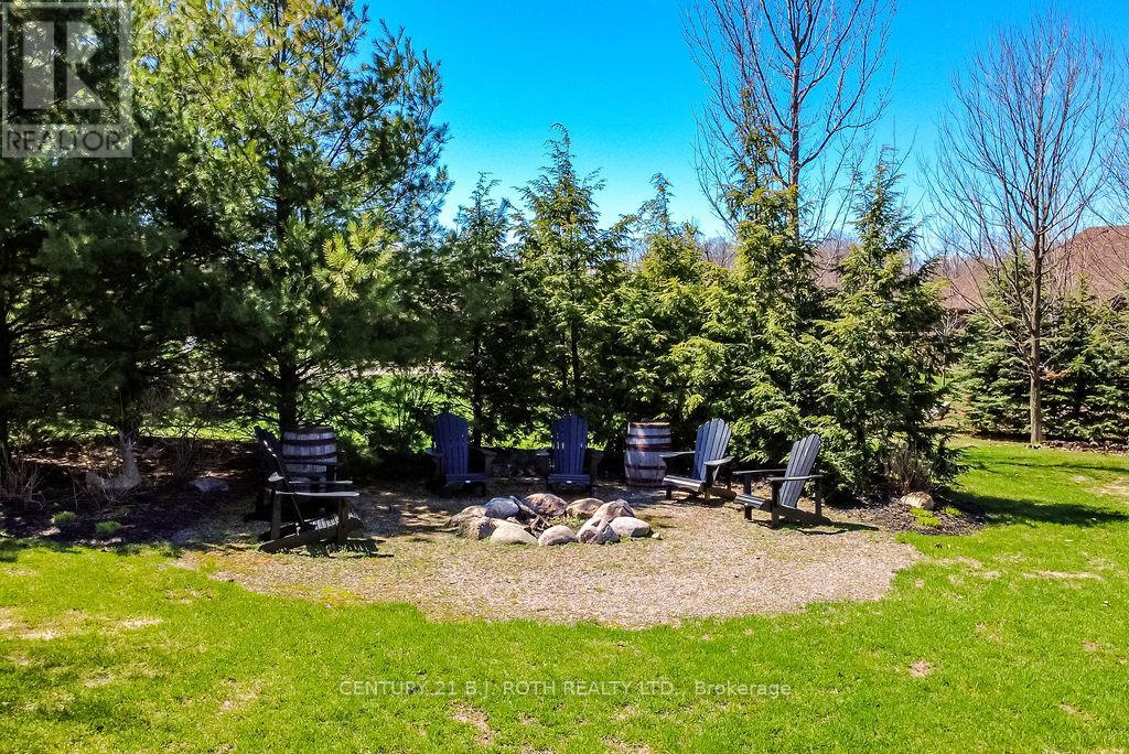 2 ROY HICKLING DRIVE - 45