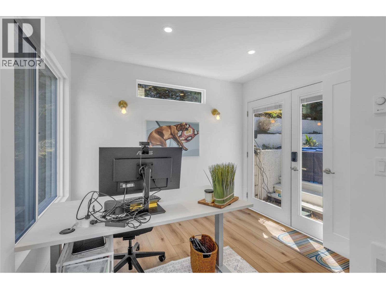 155 Clifton Road N, Kelowna