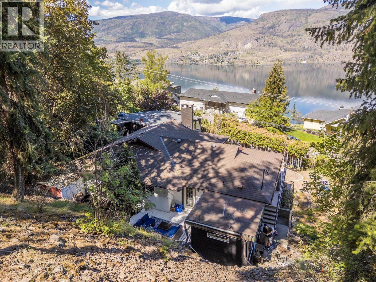 155 Clifton Road N, Kelowna
