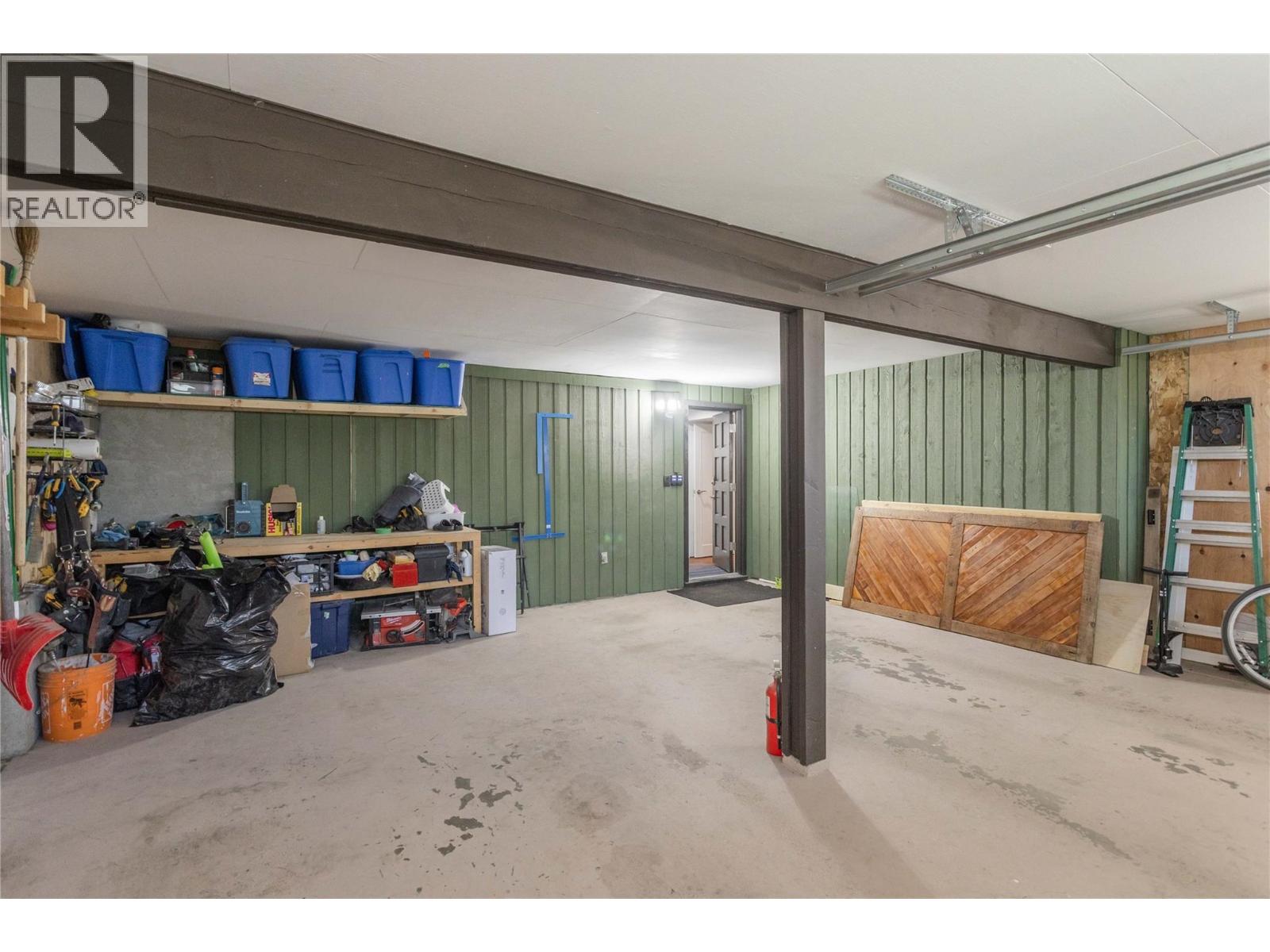 155 Clifton Road N, Kelowna