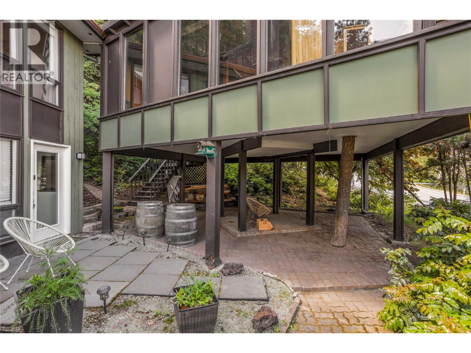 155 Clifton Road N, Kelowna