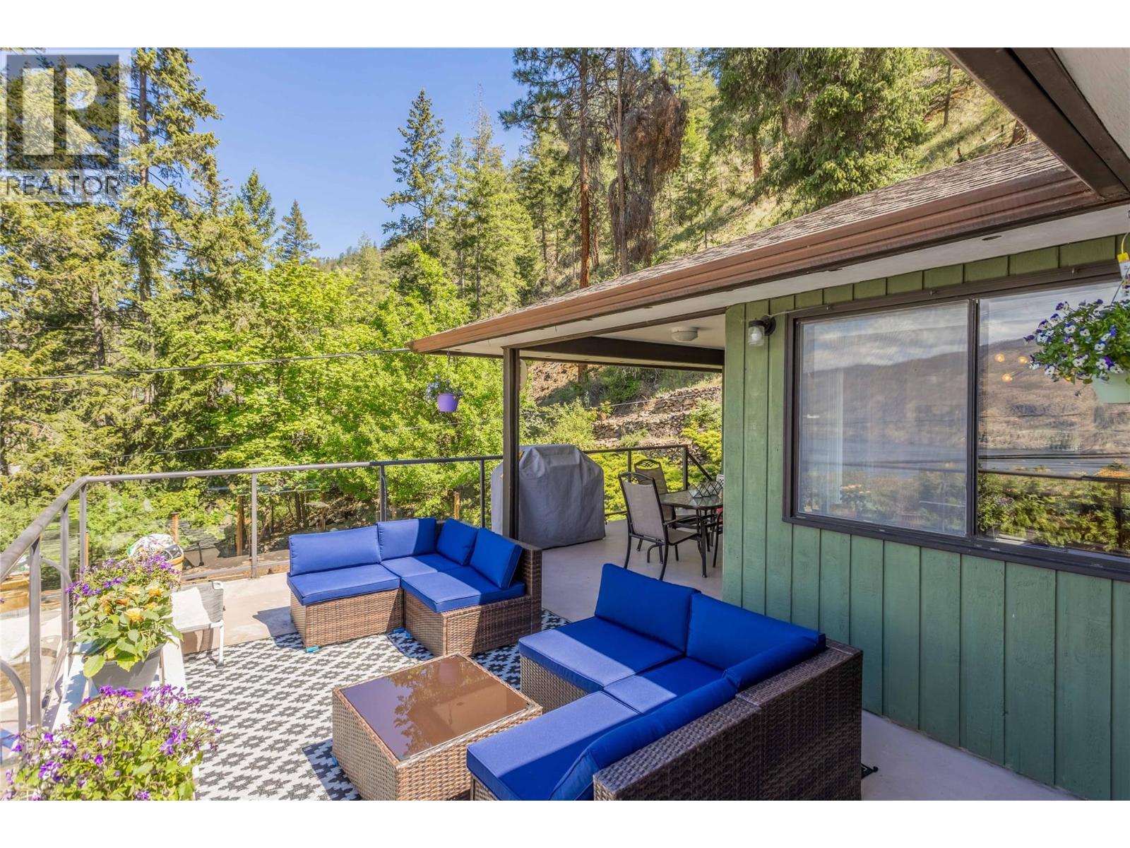 155 Clifton Road N, Kelowna