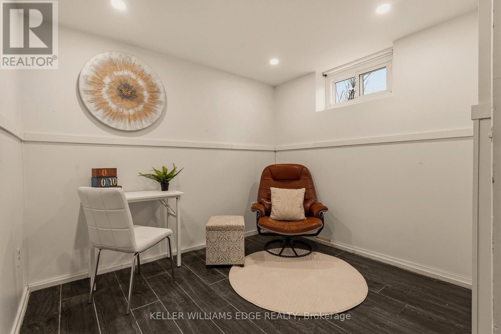 21 MILVERTON CLOSE - 25