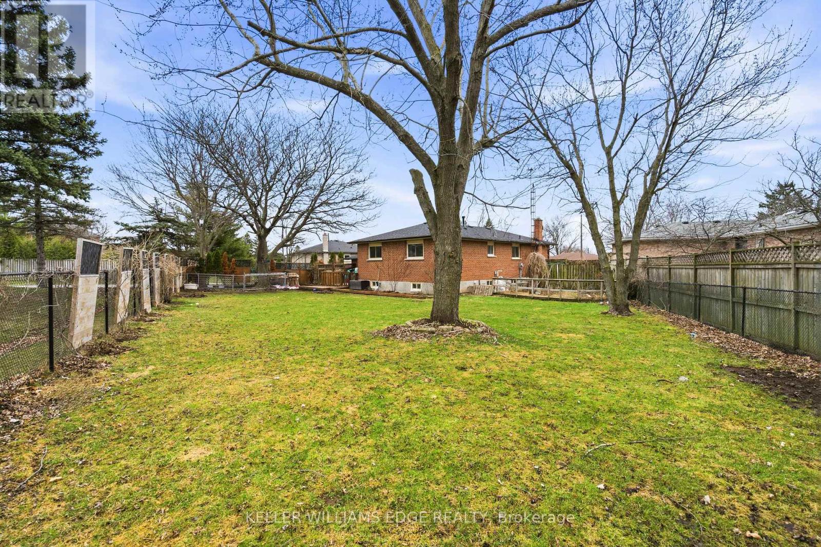 21 MILVERTON CLOSE - 29