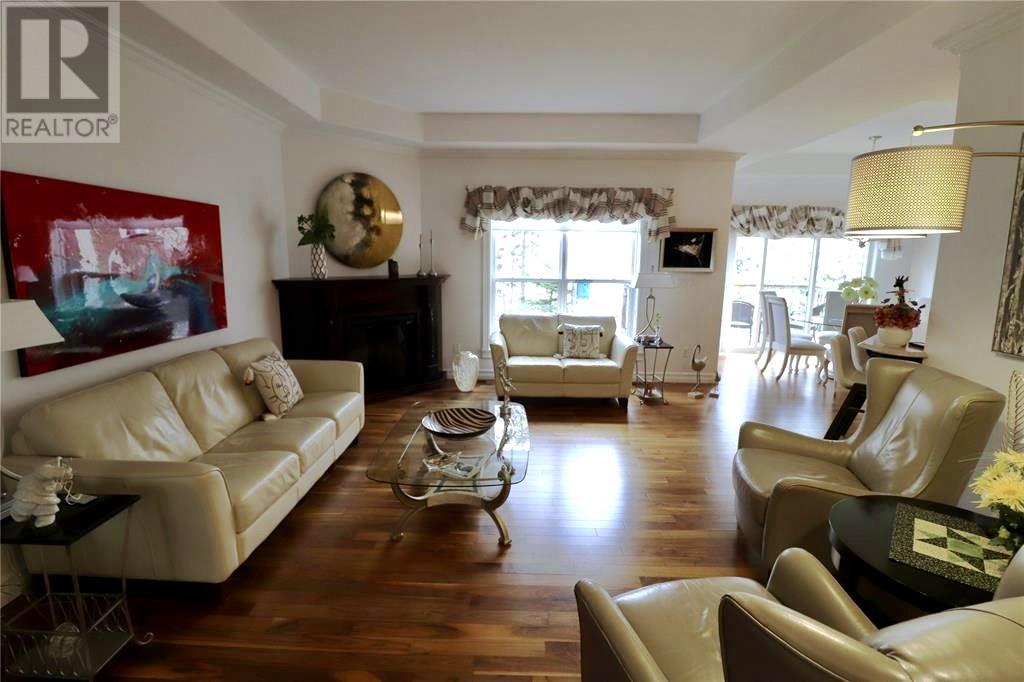21 Lakeshore Drive - 16