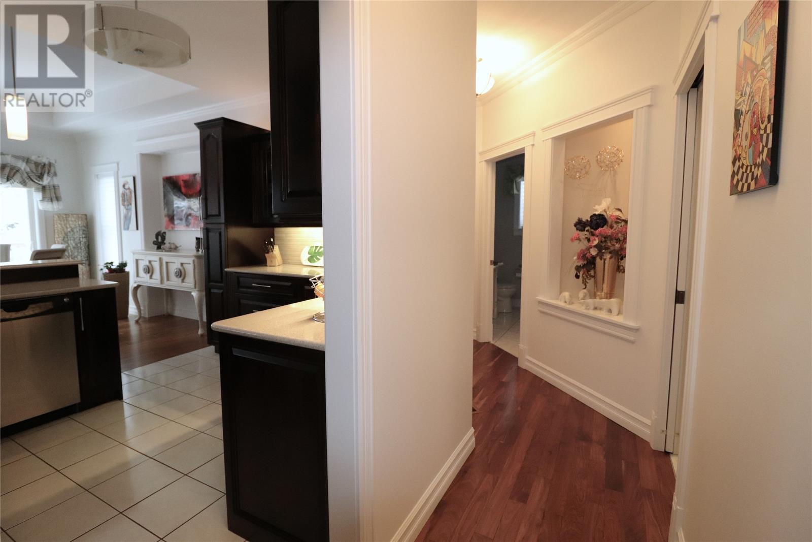 21 Lakeshore Drive - 26