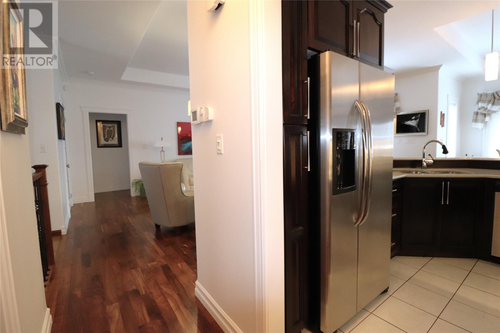 21 Lakeshore Drive - 29