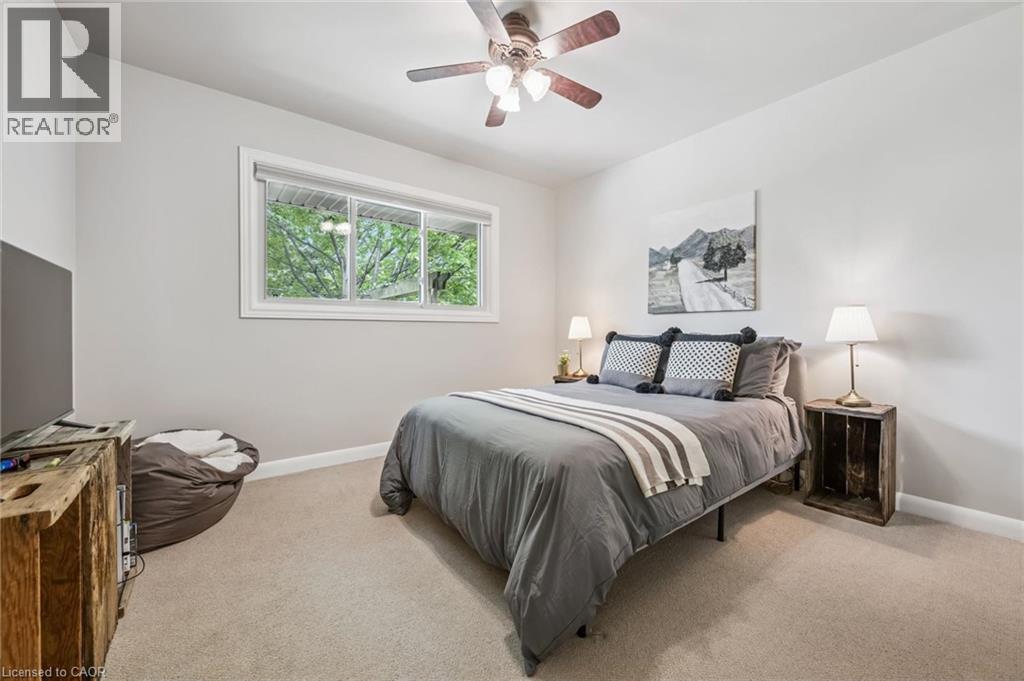 291 STRATHCONA Drive, Burlington, Ontario, L7L2C9 — Photo 17