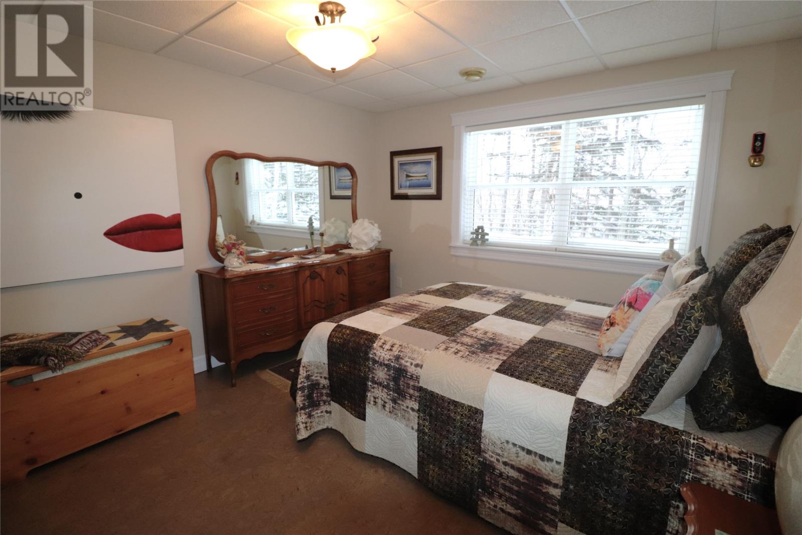 21 Lakeshore Drive - 40