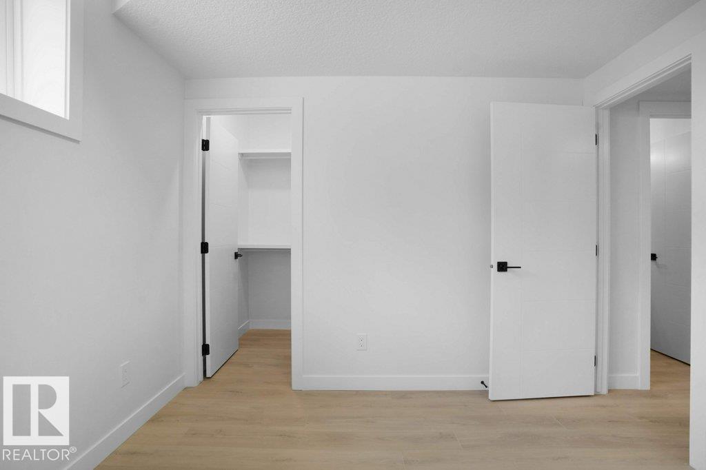10946 62 AV NW — photo 31