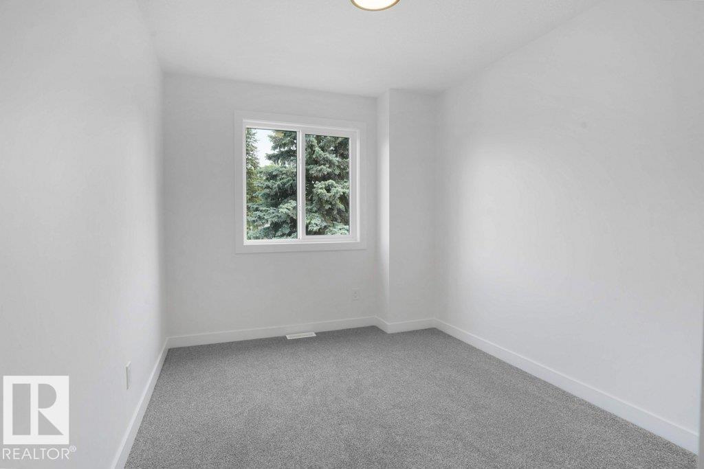 10946 62 AV NW — photo 11