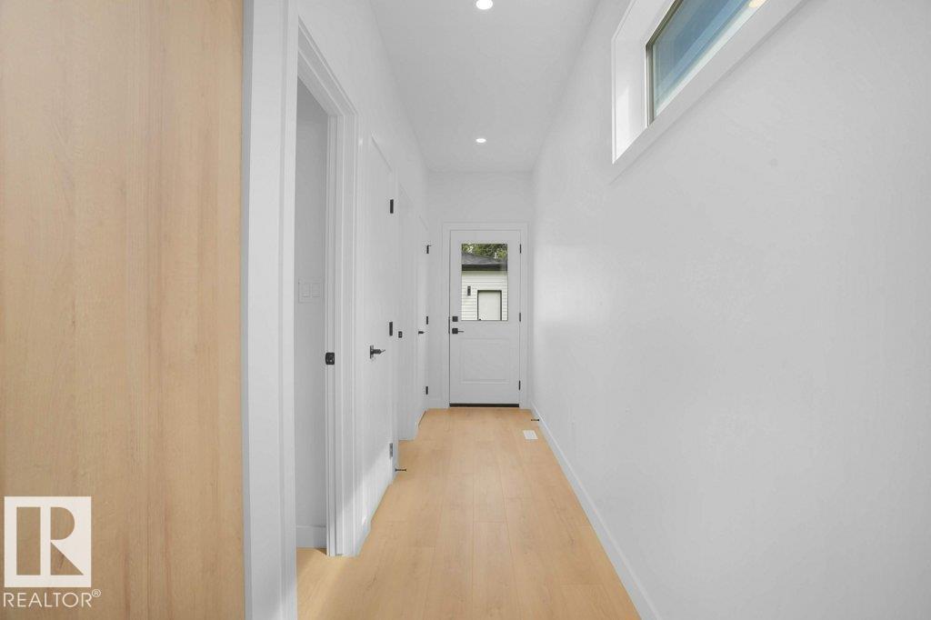 10946 62 AV NW - photo 3