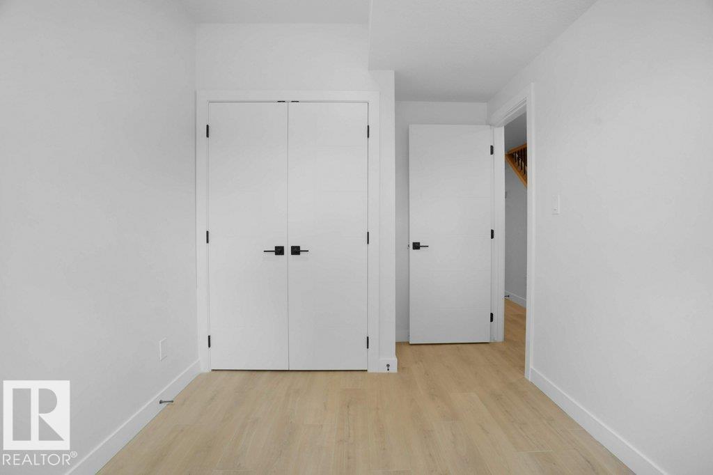 10946 62 AV NW — photo 25