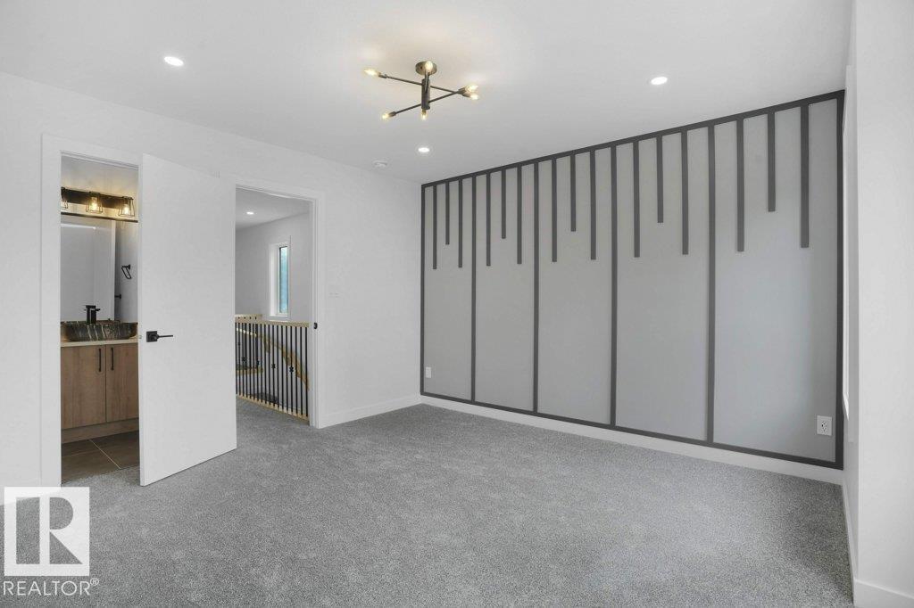 10946 62 AV NW — photo 16