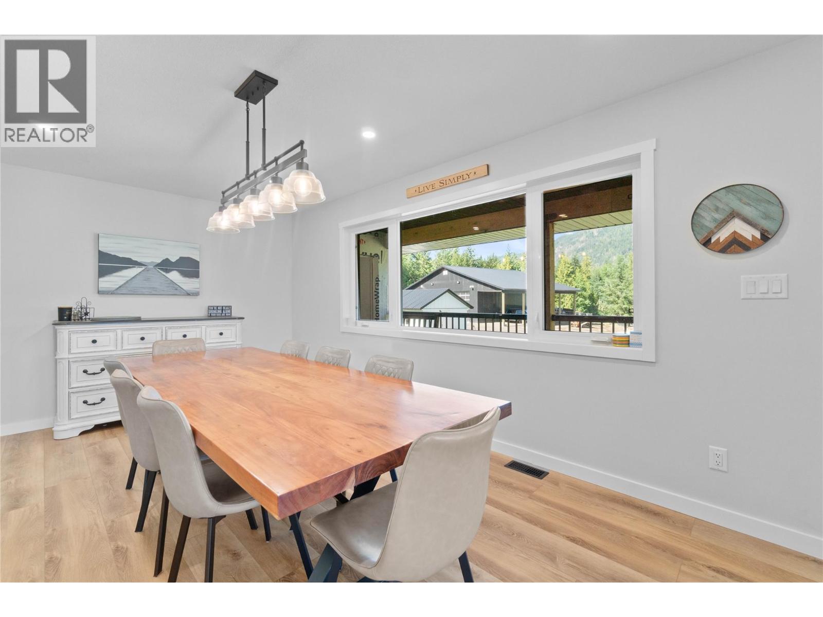 22 Parsons Road - 25