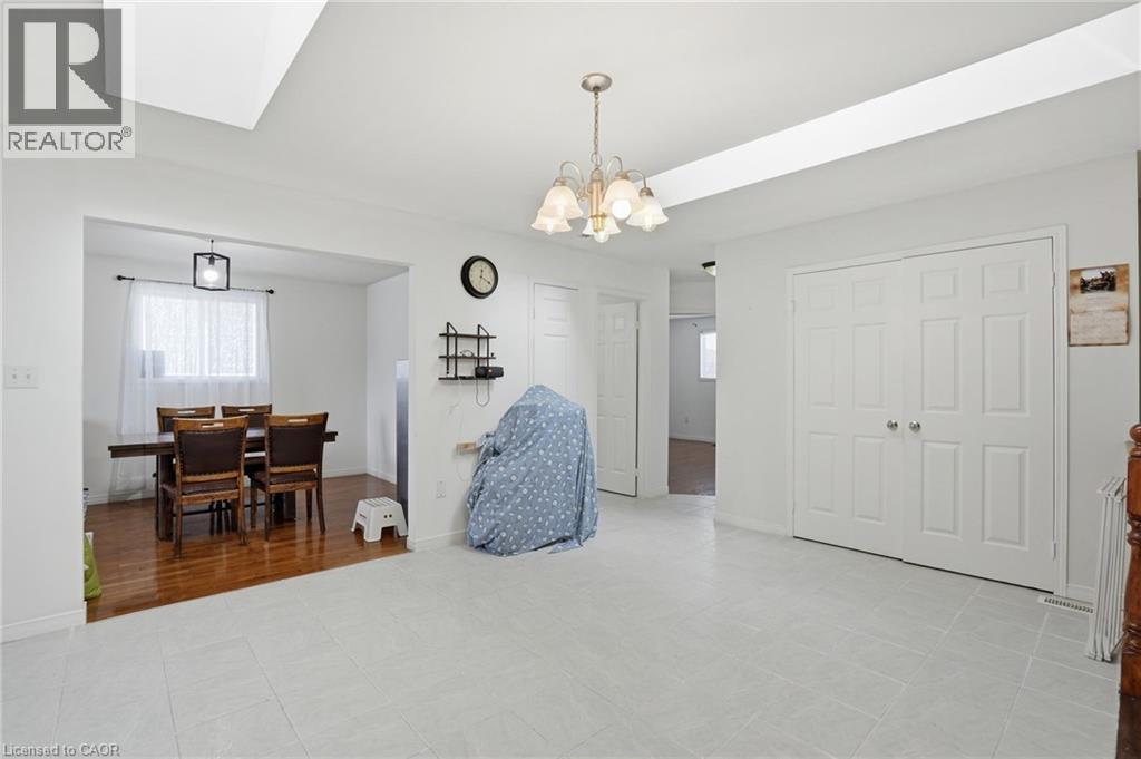 513 REXFORD Drive - 22