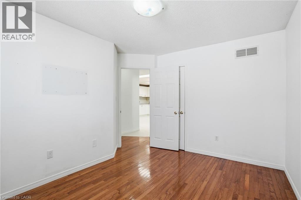 513 REXFORD Drive - 28