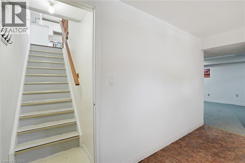 513 REXFORD Drive - 36