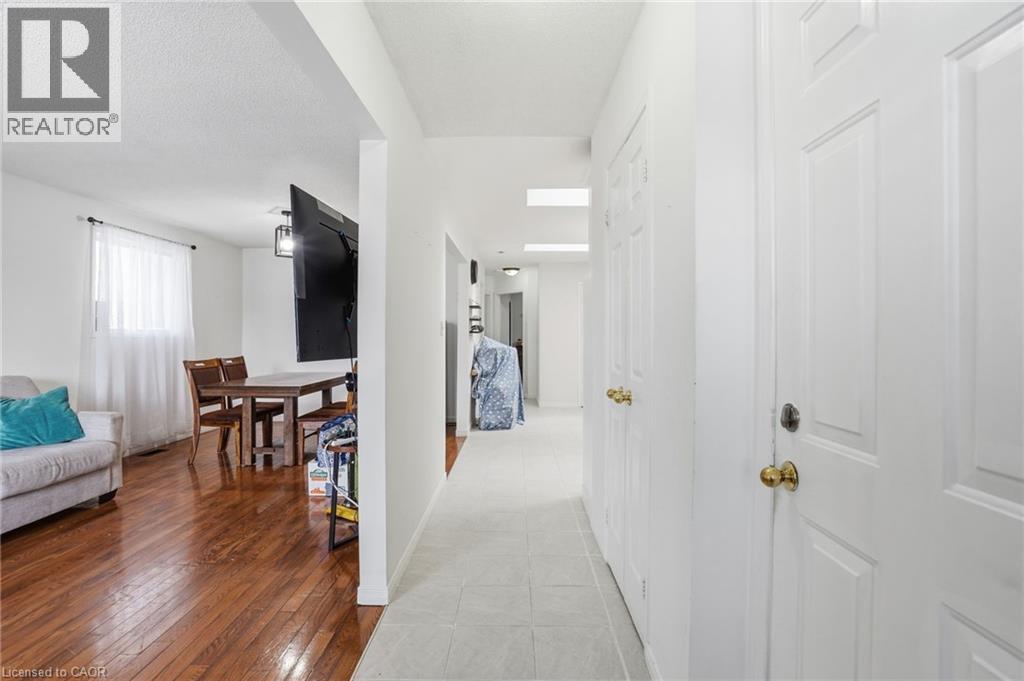 513 REXFORD Drive - 7