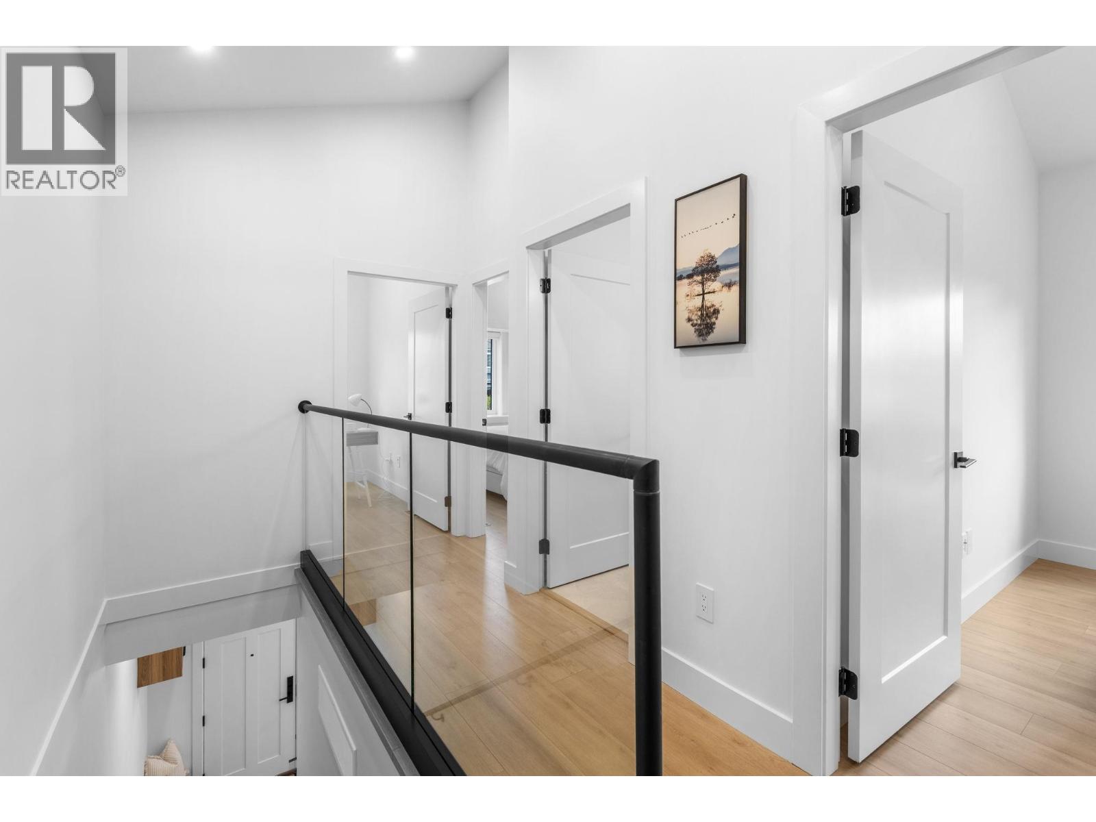 1 1620 E 11TH AVENUE, Vancouver