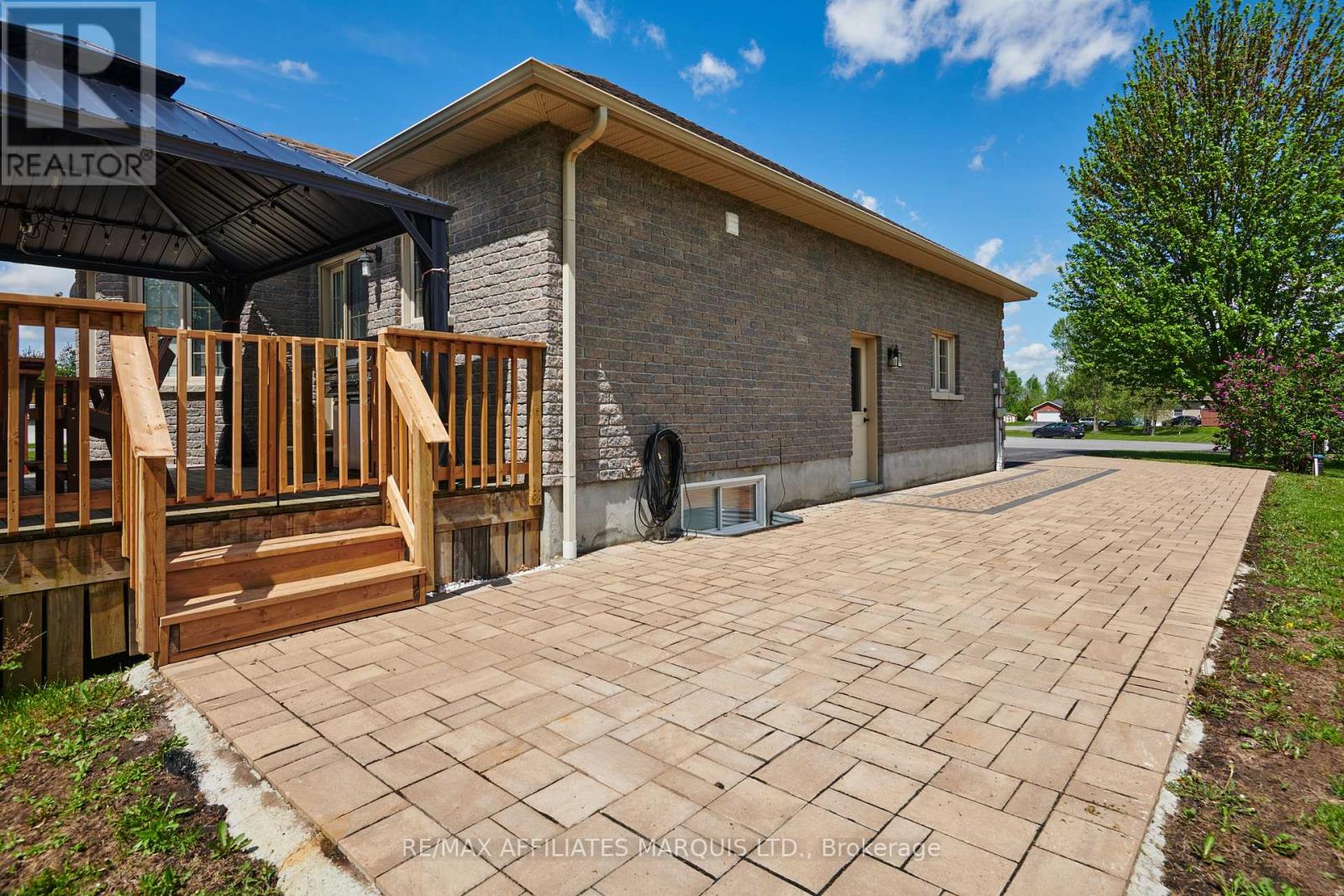 6574 ADRIAN COURT - 25