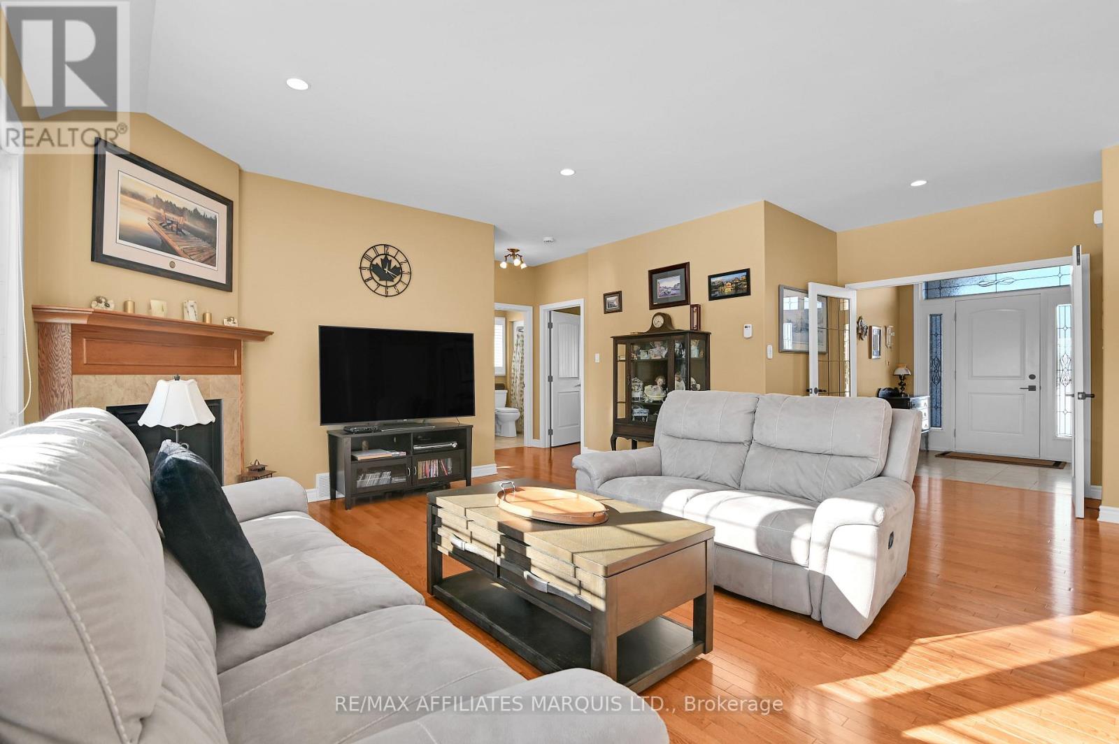 6574 ADRIAN COURT - 7