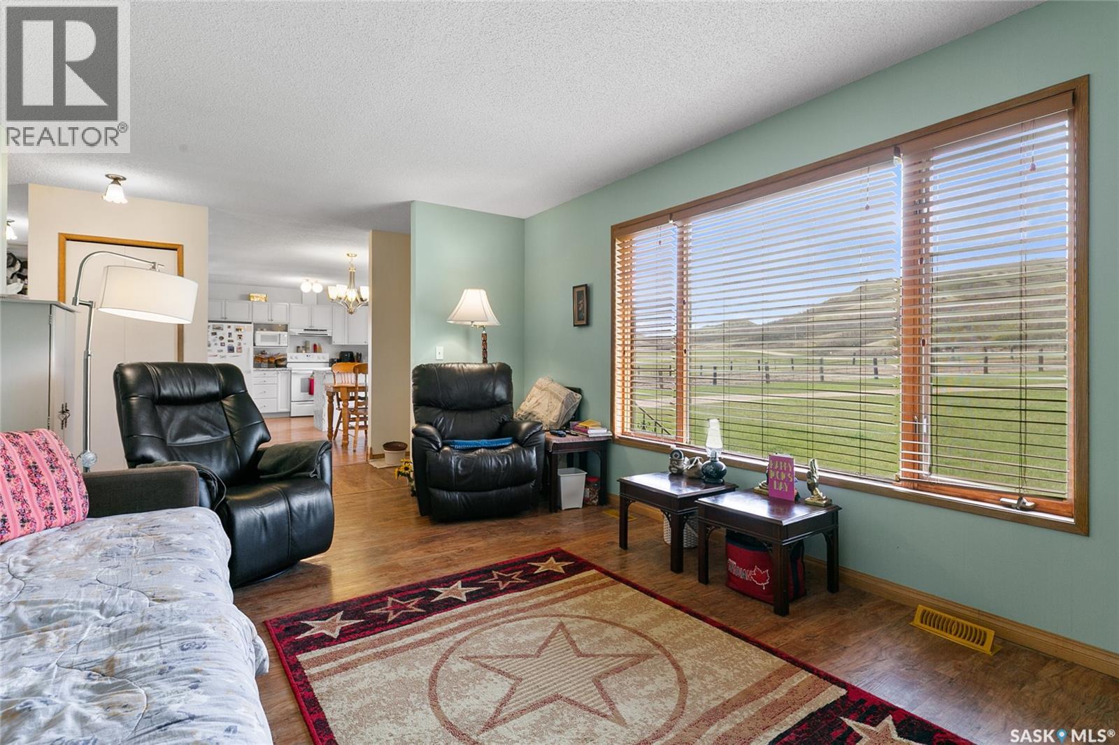 Ludwig Acres - Nestled in the Qu'Appelle Valley - 12