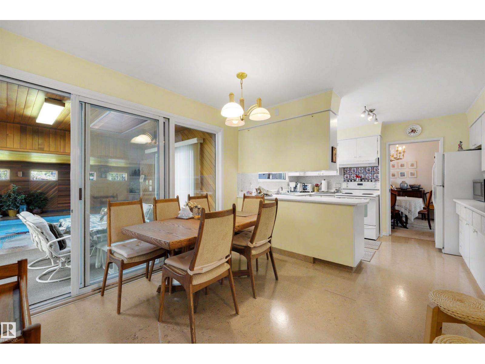 13504 81 AV NW - 14