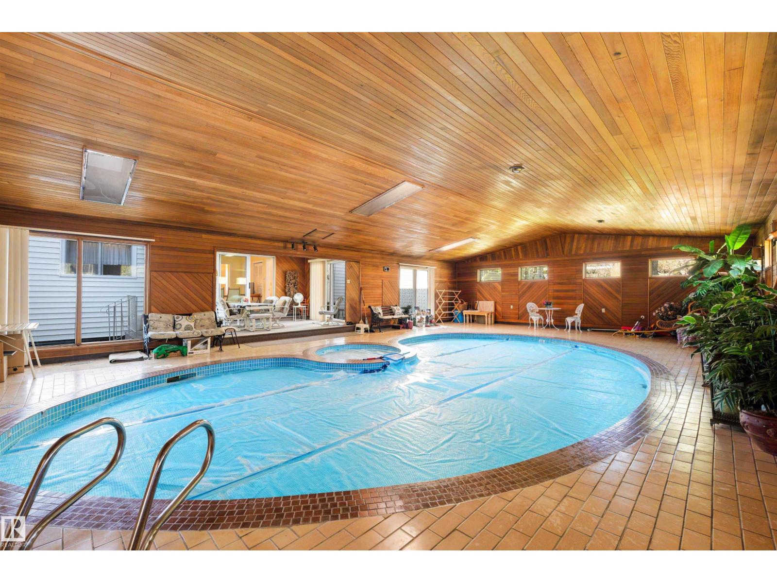 13504 81 AV NW - 17