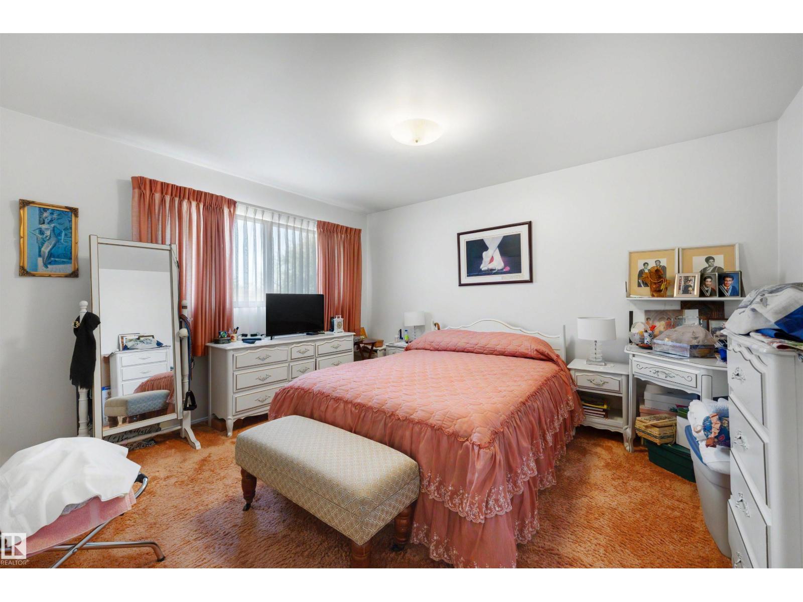 13504 81 AV NW - 26