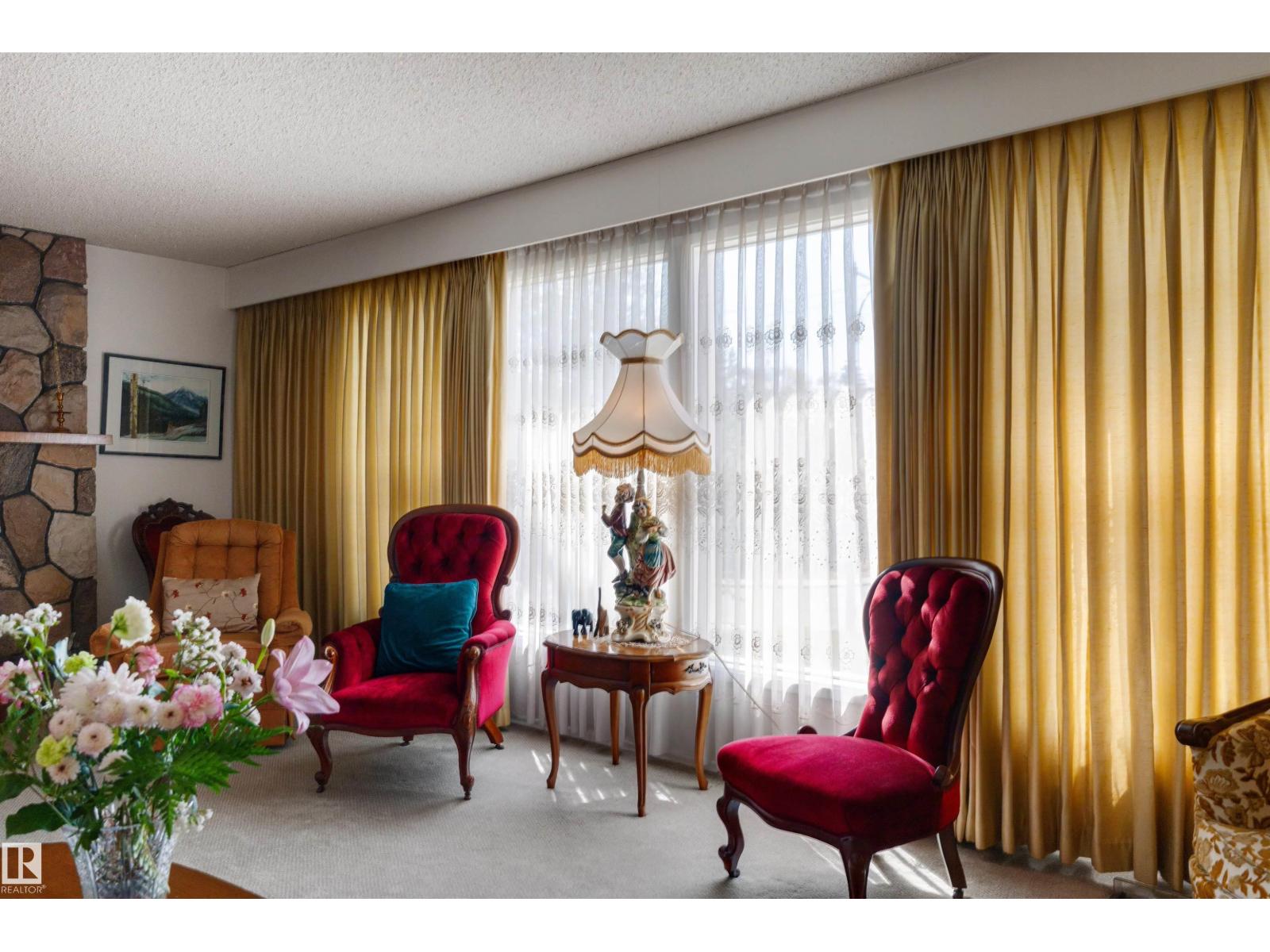 13504 81 AV NW - 5