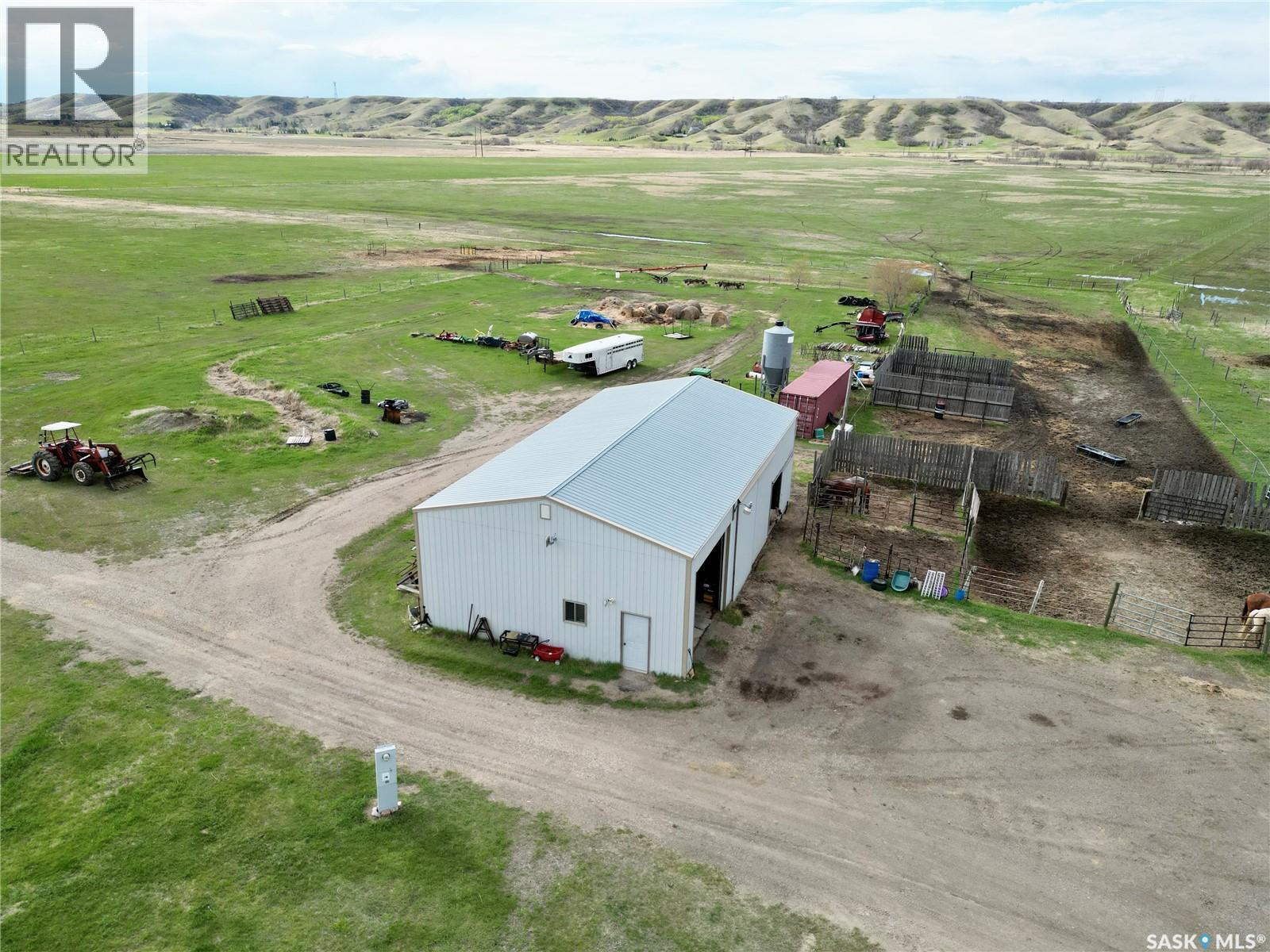 Ludwig Acres - Nestled in the Qu'Appelle Valley - 63