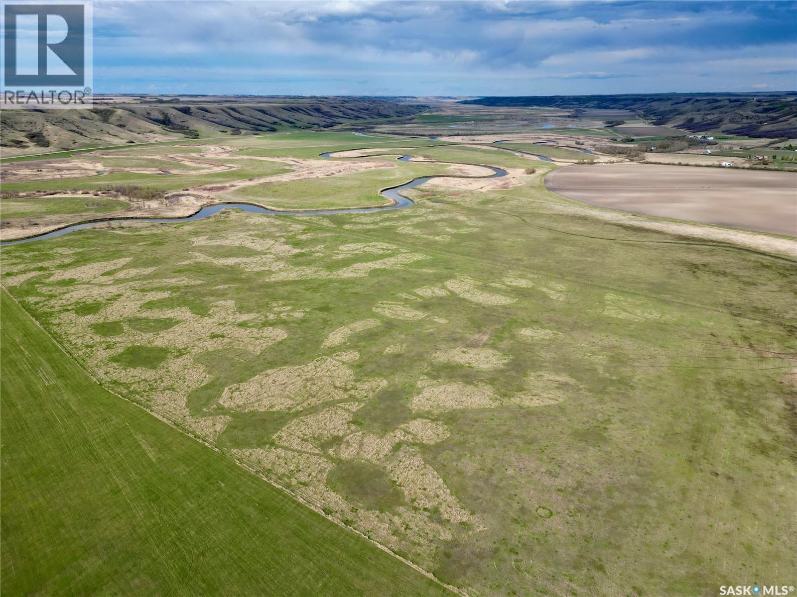 Ludwig Acres - Nestled in the Qu'Appelle Valley - 83