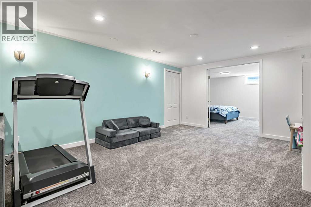 11835 Elbow Drive SW - 19