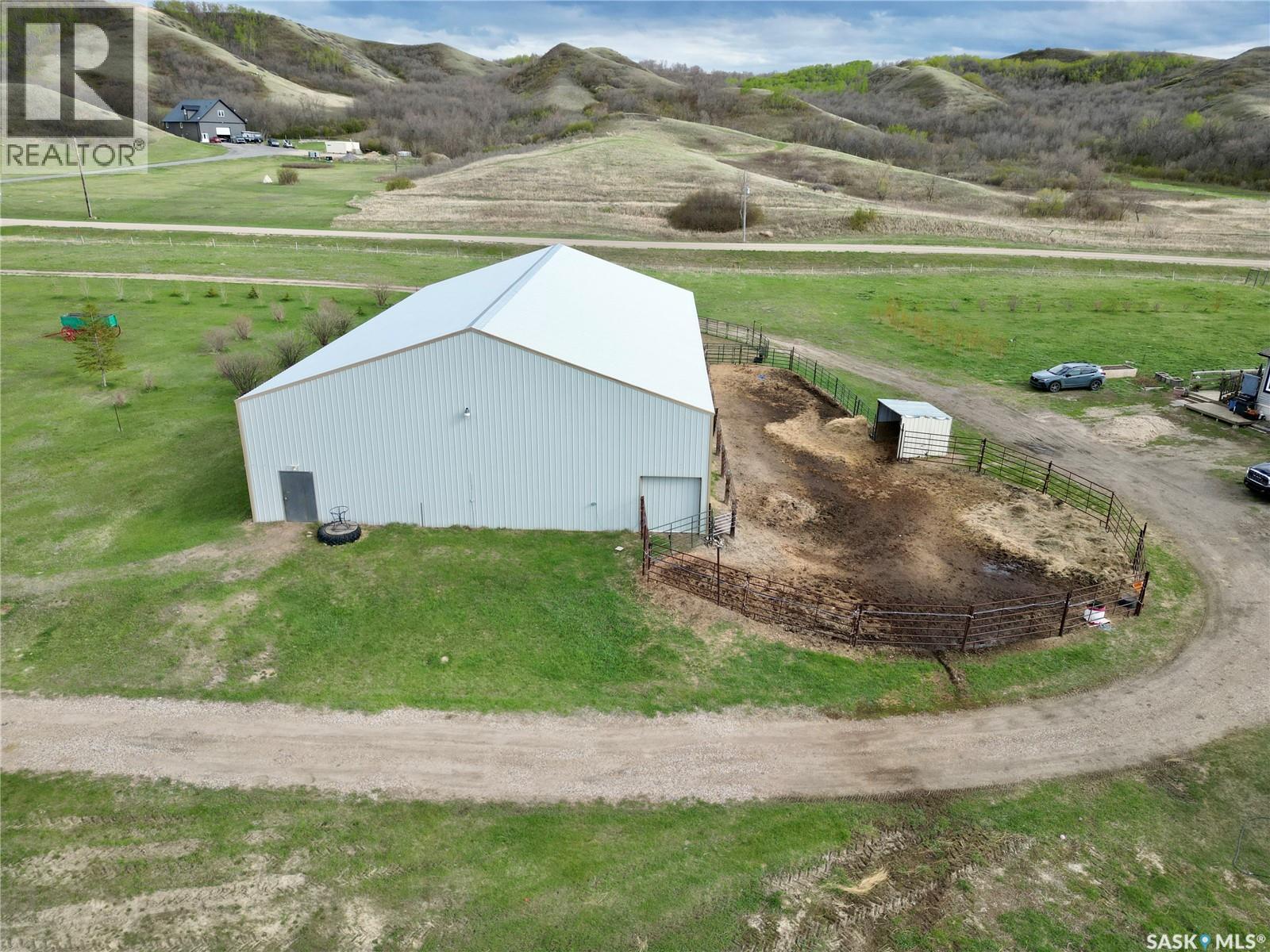 Ludwig Acres - Nestled in the Qu'Appelle Valley - 73