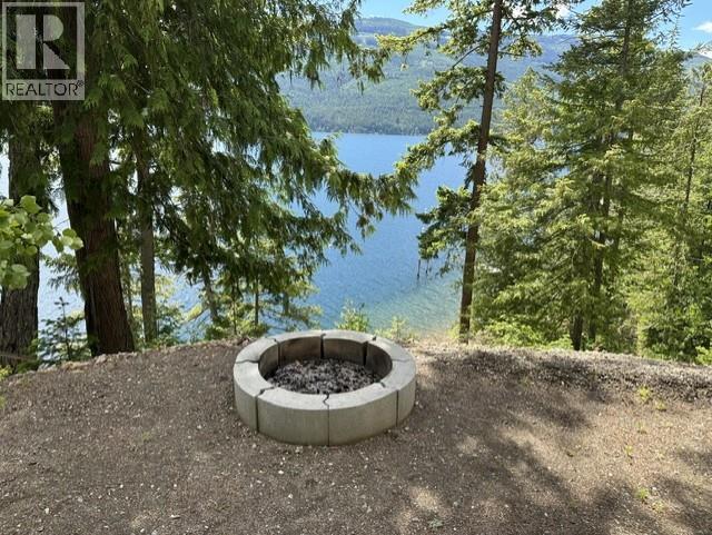 6432 Sunnybrae Canoe-Point Road, Tappen